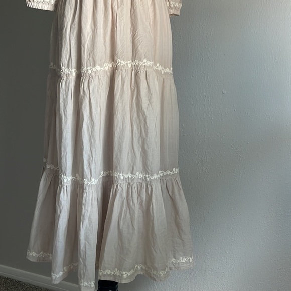 🆕NWT Lucky Brand Embroidered 3/4 Sleeves Tiered V-Neck MIDI Dress - Picture 8 of 11